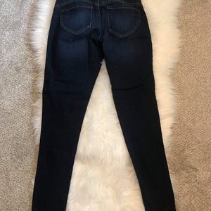 Dark wash skinny jeans